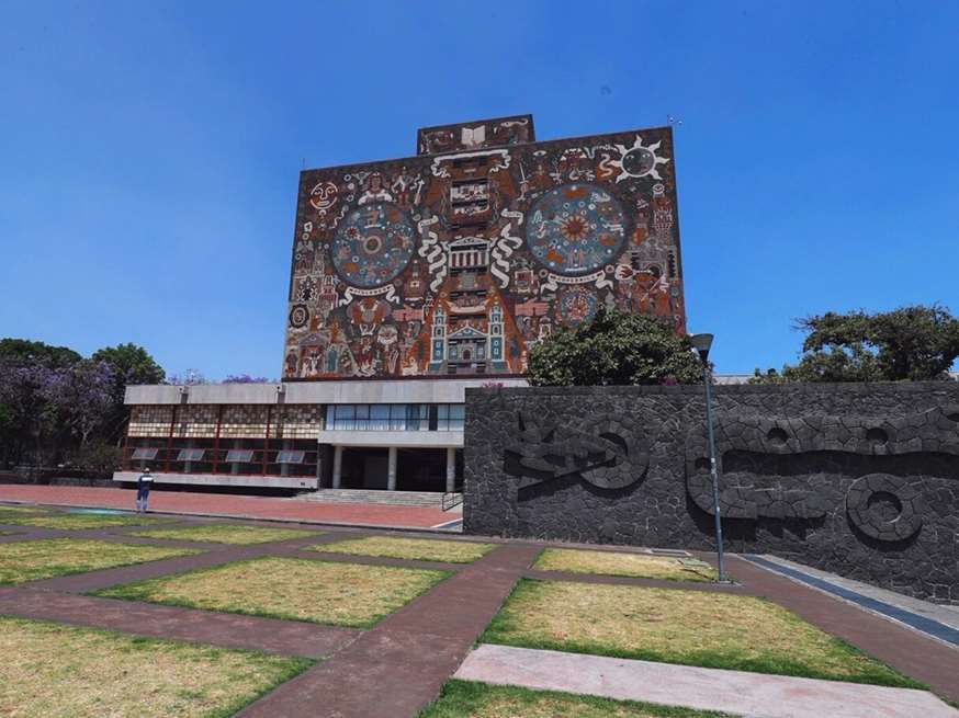 Celebra la UNAM 65 años de su Biblioteca Central