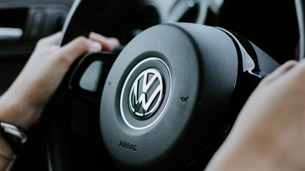 Así enfrenta VW México la falta de chips y la competencia asiática.